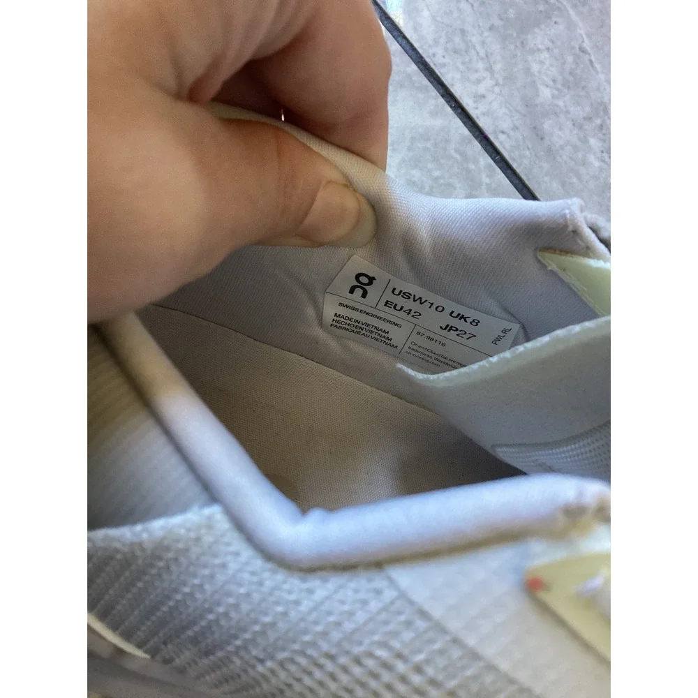 On Running Cloudswift White Ivory Women Running Shoes US 10 EU 42 87.98116